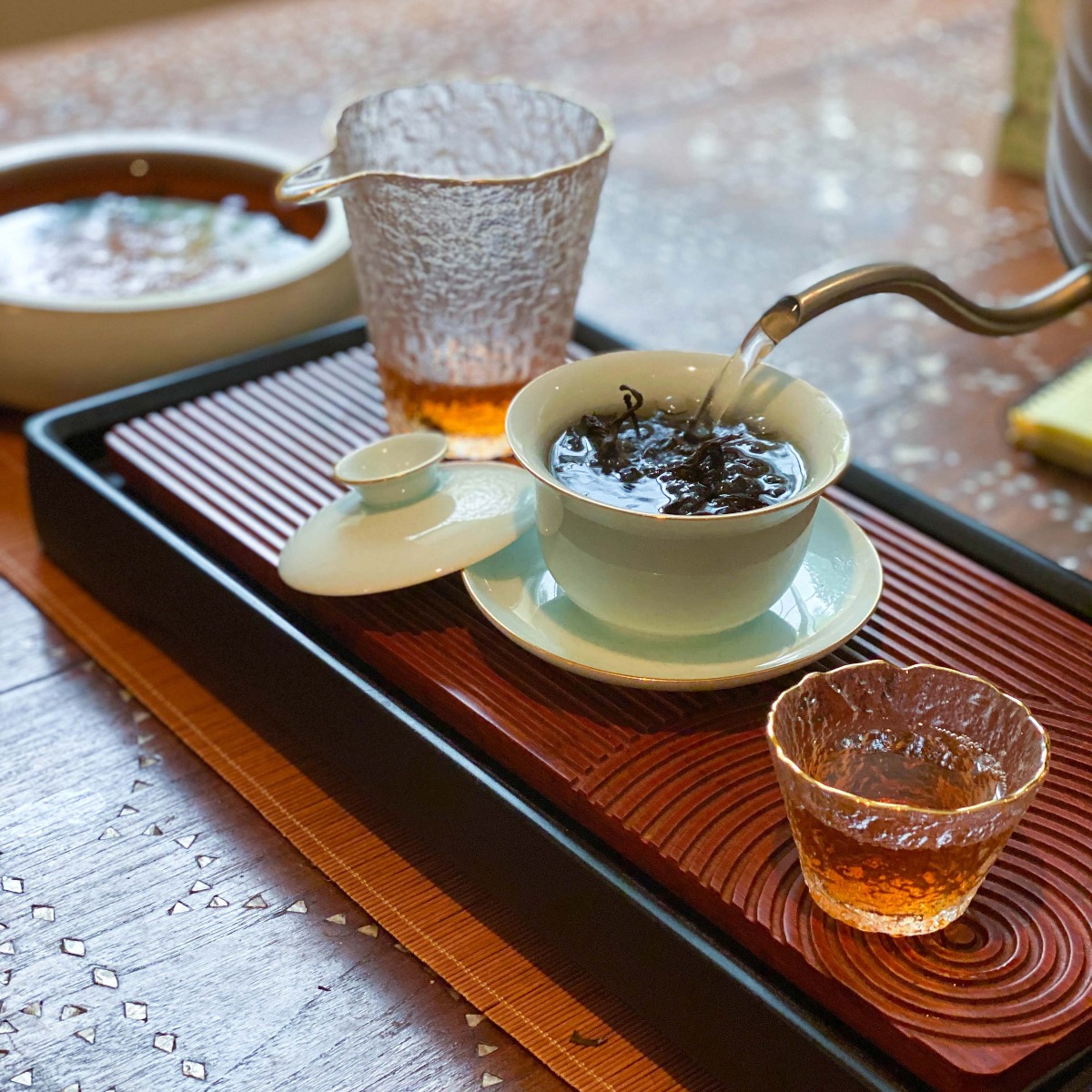 brewing oolong tea in a gaiwan brewing oolong tea in a gaiwan