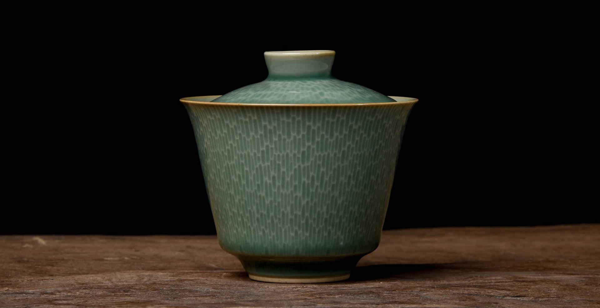 TEA SOUL Tazze Da Tè In Porcellana Celadon 100 Ml - Set 2 Pezzi Con Decorazione Carpa