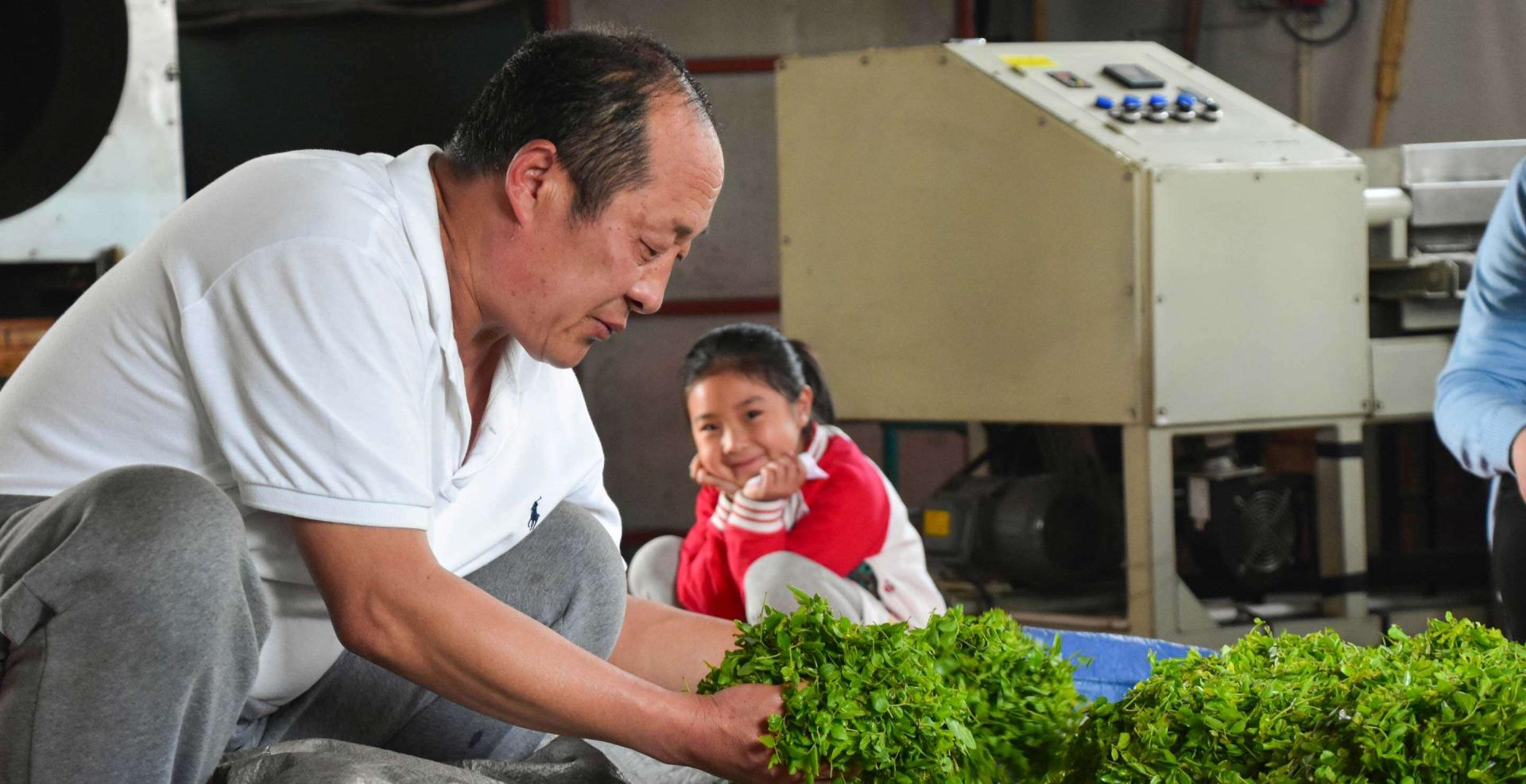 the He Family makes Suan Zao Ye at their workshop in Laoshan the He Family makes Suan Zao Ye at their workshop in Laoshan