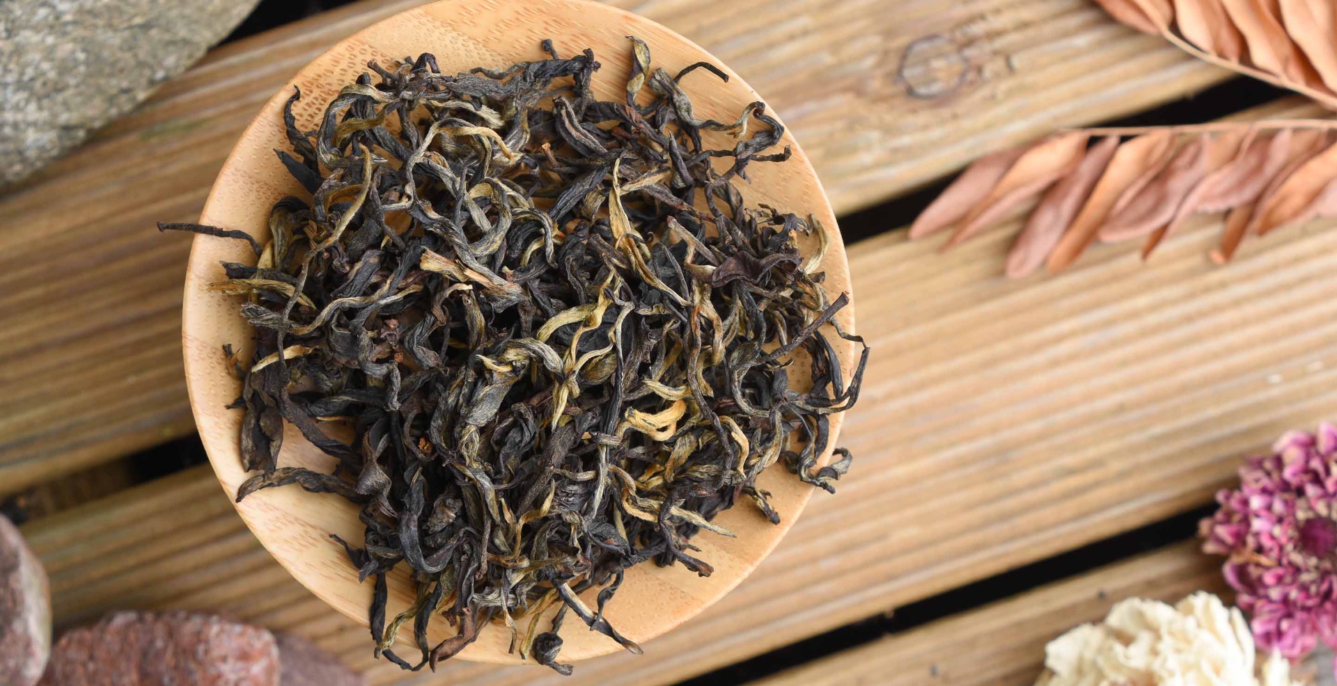 2025 Qianjiazhai Hand Fired Black Tea from the Zhenyuan Dongsa