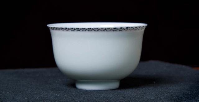Jingdezhen Hand-Crafted Tasting Cup