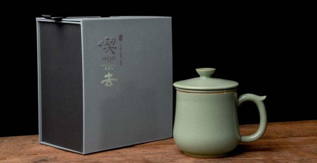 Vintage Japan Ceramic Blue White Small Electric Tea Coffee Pot 2 Cup