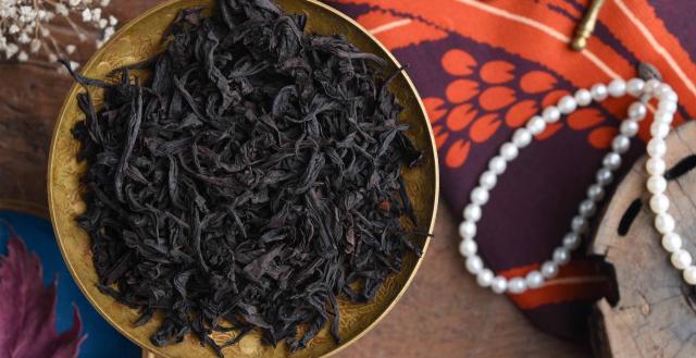 2025 Dark Roast Big Red Robe