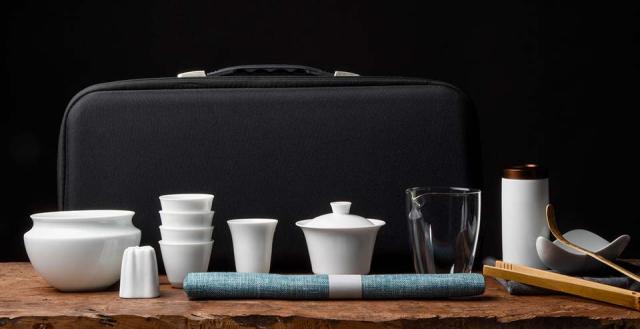 Fully Furnished Modern Gongfu Tea Set