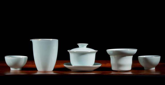 Gilded White Porcelain Tea Set