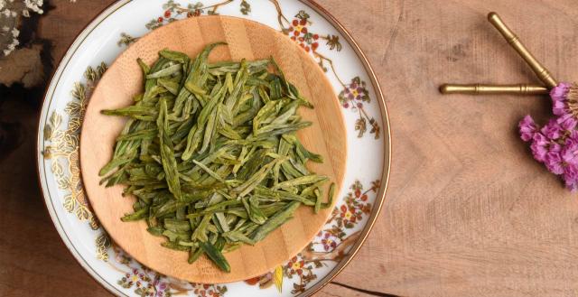 Ding Gu Da Fang Flat-Pressed Green