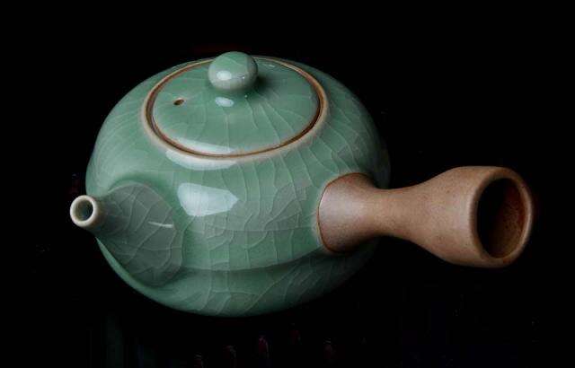 Long Handle Celadon Teapot