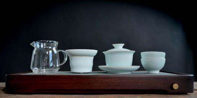 Gilded Porcelain Full Gongfu Set