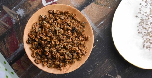 Yunnan "Golden Snail" Black Tea