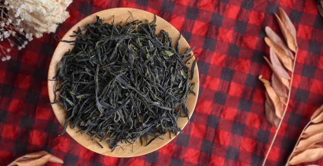 Autumn Laoshan Pine Needle Green