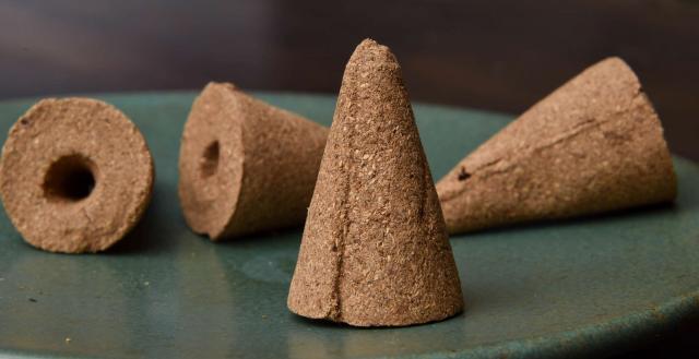 Manzhaya Hand-Crafted Reserve Incense Cone