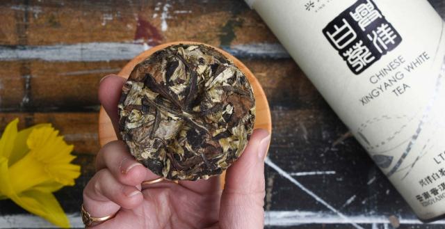 Yue Guang Bai Mini-Cakes