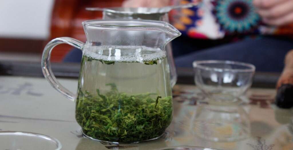 _MG_7770_brewing_laoshan_green_hefamilyhome